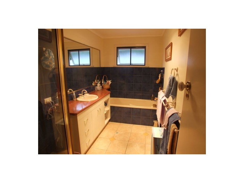 44 Tara Street, Toowoomba QLD 4350