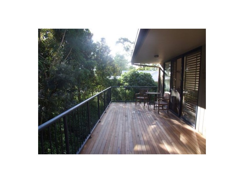 5  Sanctuary Crest Dve, Currumbin QLD 4223