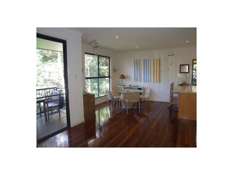 5  Sanctuary Crest Dve, Currumbin QLD 4223