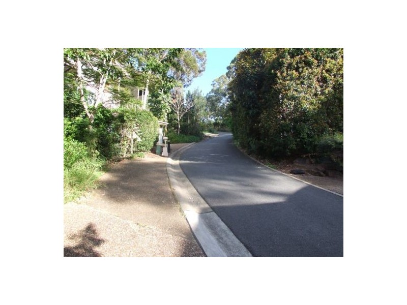 5  Sanctuary Crest Dve, Currumbin QLD 4223