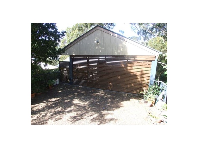 5  Sanctuary Crest Dve, Currumbin QLD 4223