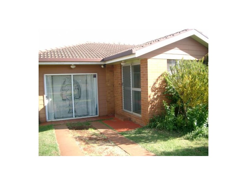502 Stenner St, Toowoomba QLD 4350