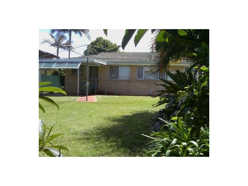 4 Sampson St, Wilsonton QLD 4350