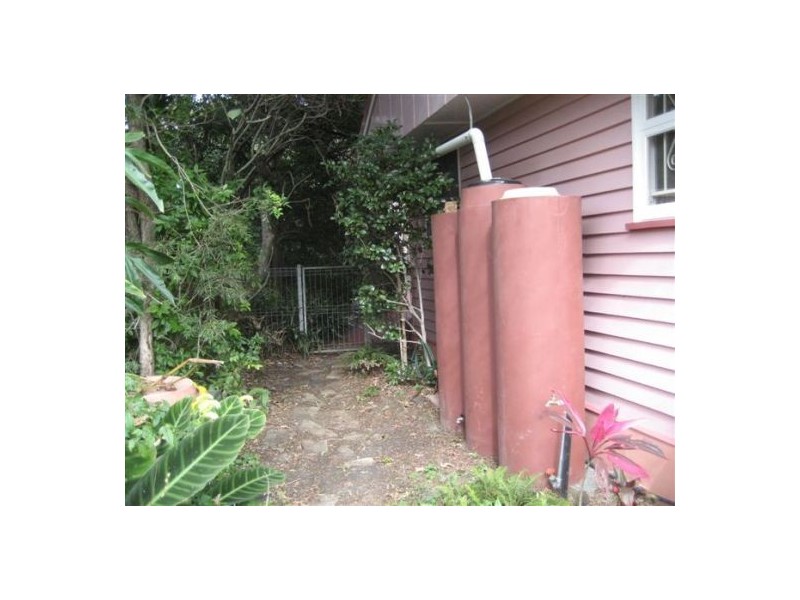 32 Aragon St, Indooroopilly QLD 4068