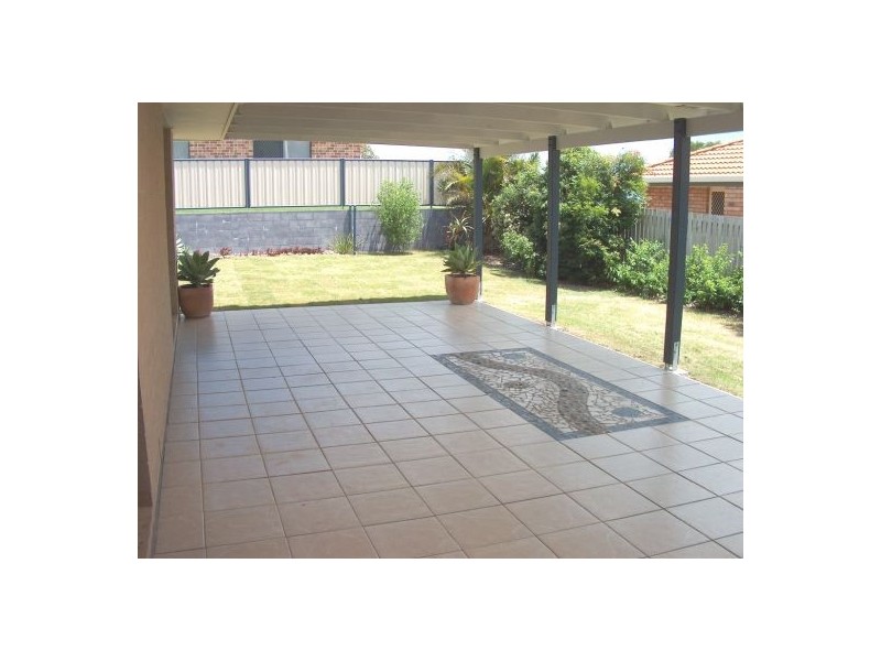 19 Queensbury Grove, Urraween QLD 4655