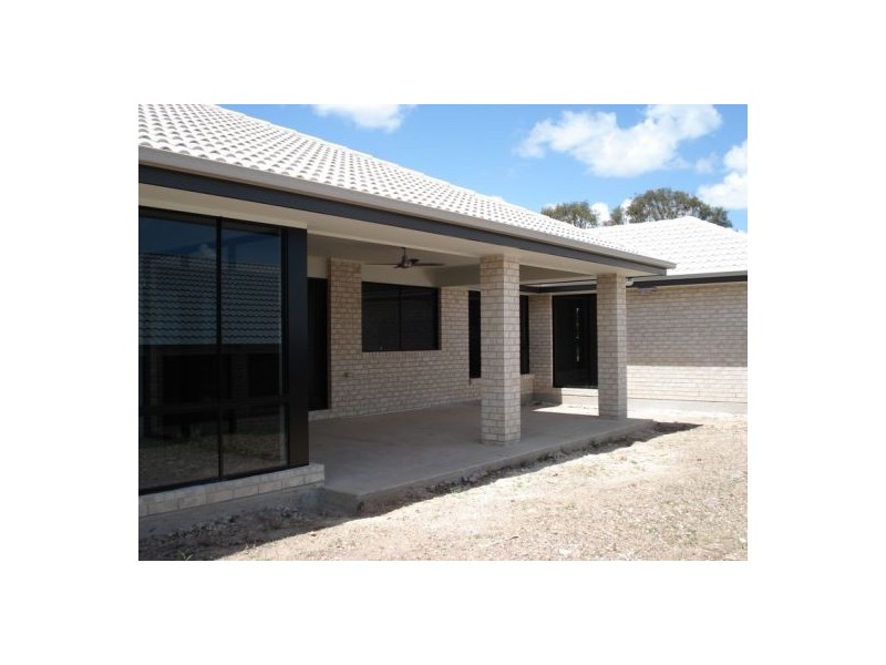 31 Hillary Drive, Warner QLD 4500