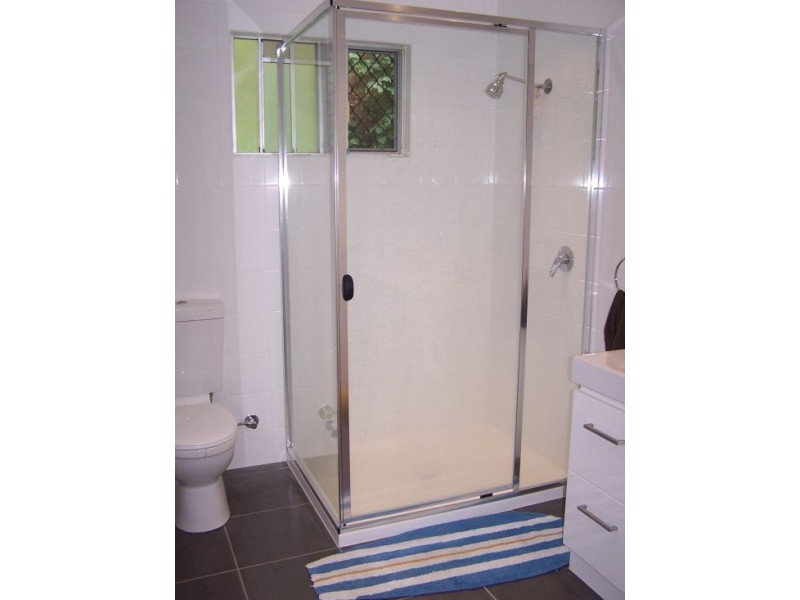 9 Walsh Street, Currumbin QLD 4223