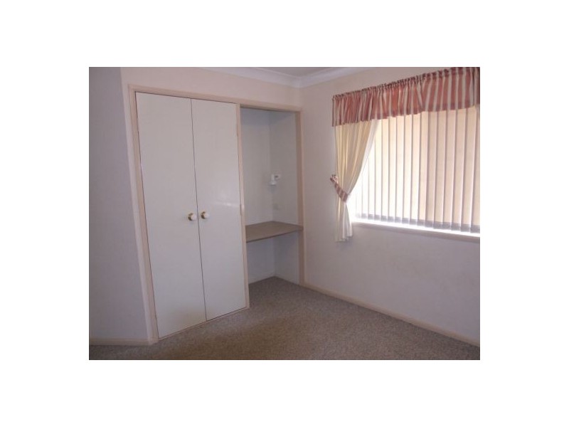 9 Connole Crt, Kearneys Spring QLD 4350