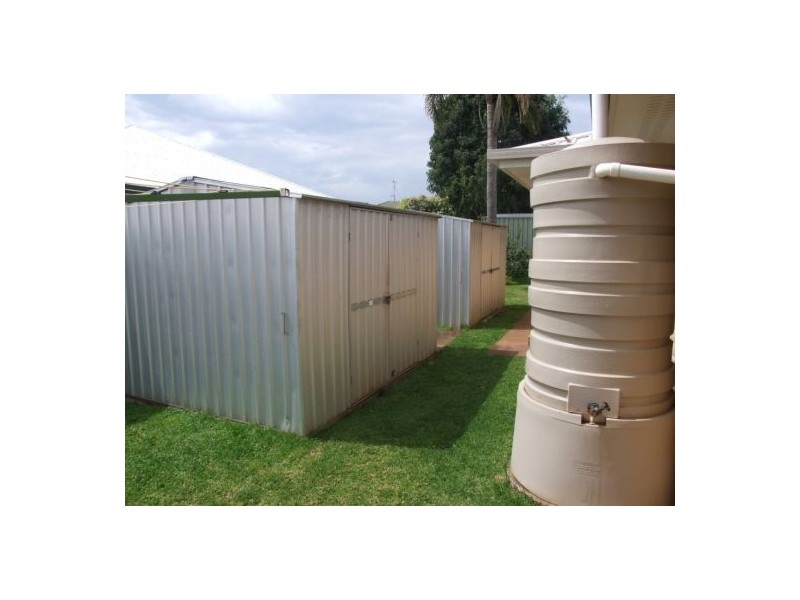 9 Connole Crt, Kearneys Spring QLD 4350