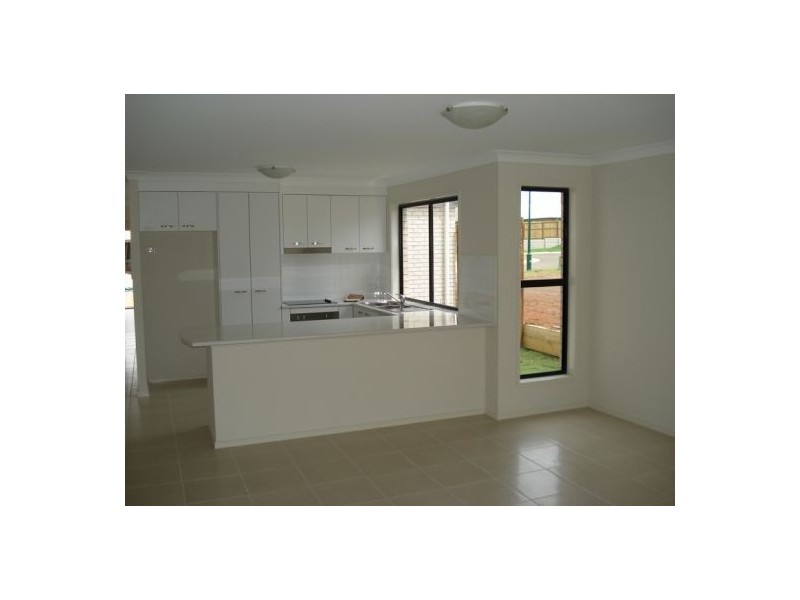 46 Duporth Cr, Dakabin QLD 4503