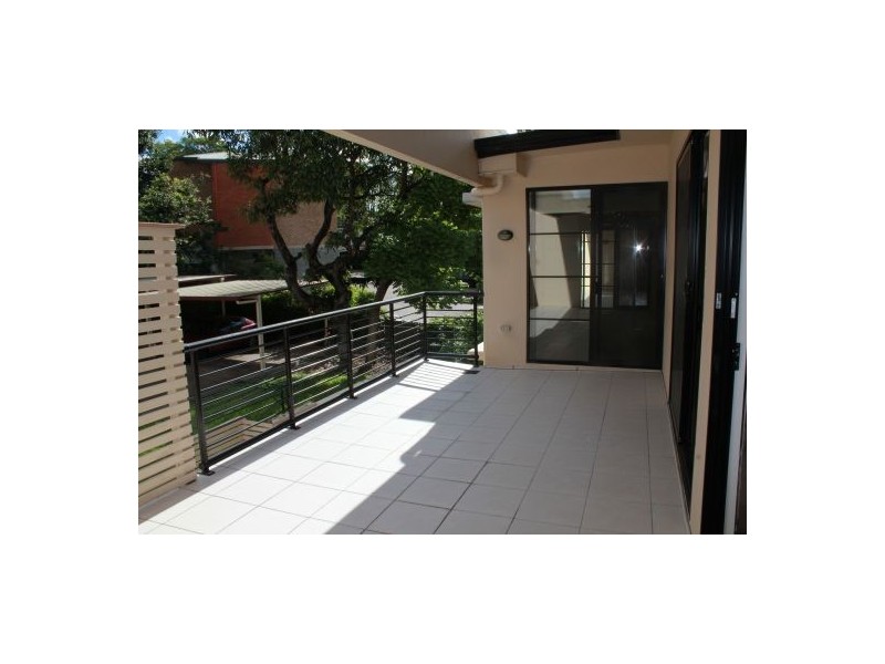 10 / 67 Benson Street, Toowong QLD 4066