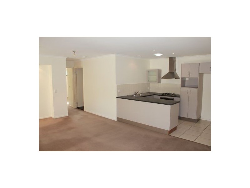 10 / 67 Benson Street, Toowong QLD 4066
