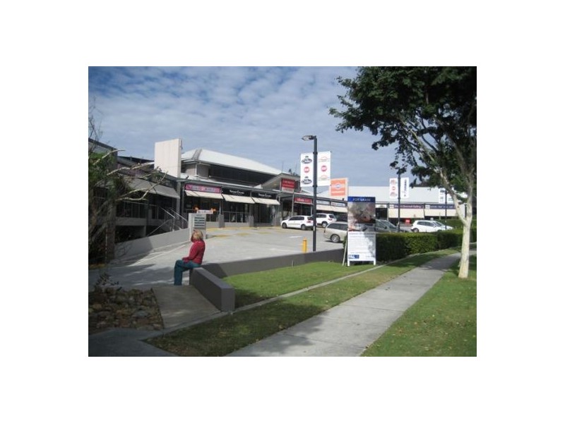 32 Aragon, Indooroopilly QLD 4068