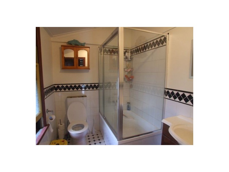 15 Hill St., North Ipswich QLD 4305