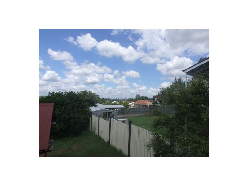 15 Hill St., North Ipswich QLD 4305