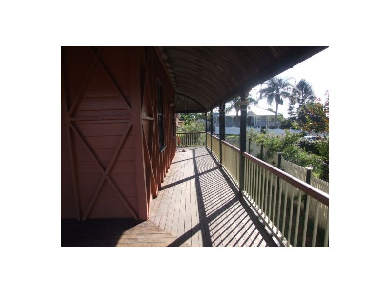 15 Hill St., North Ipswich QLD 4305