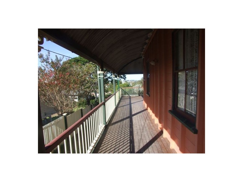 15 Hill St., North Ipswich QLD 4305