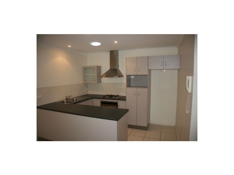 10 / 67 Benson St., Toowong QLD 4066