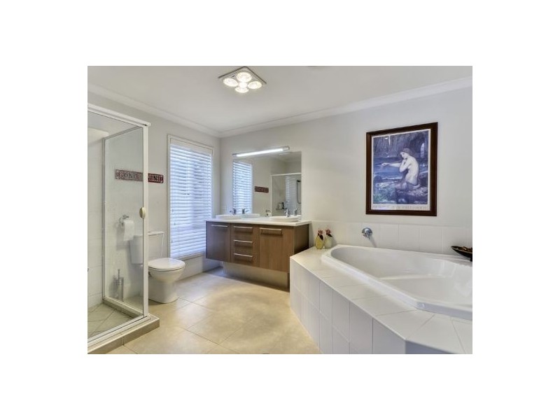 38 Aringa Cres., Karana Downs QLD 4306