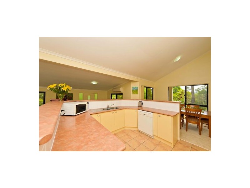 36 Kiriwina St., Fig Tree Pocket QLD 4069