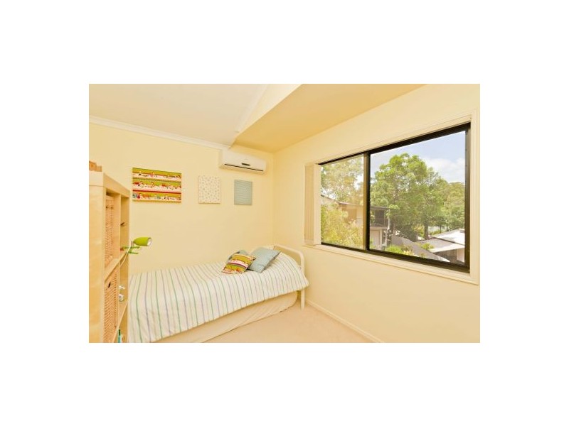 36 Kiriwina St., Fig Tree Pocket QLD 4069