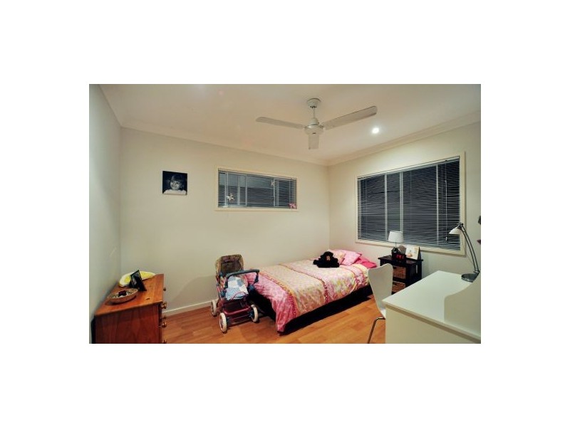 33 Gray Ave., Corinda QLD 4075