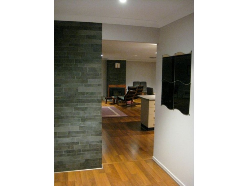 1 Ashley Crt., Highfields QLD 4352