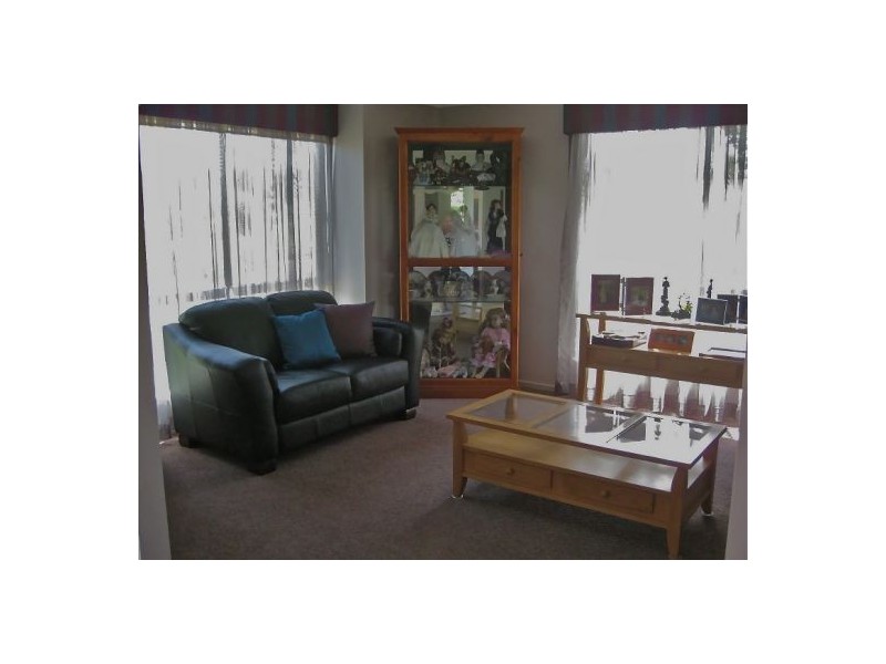 1 Ashley Crt., Highfields QLD 4352