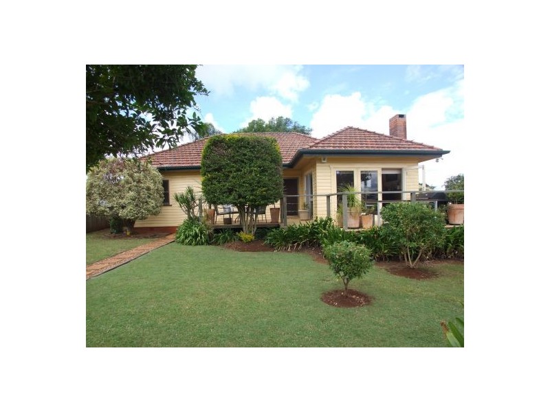 2A  Somerset St., South Toowoomba QLD 4350