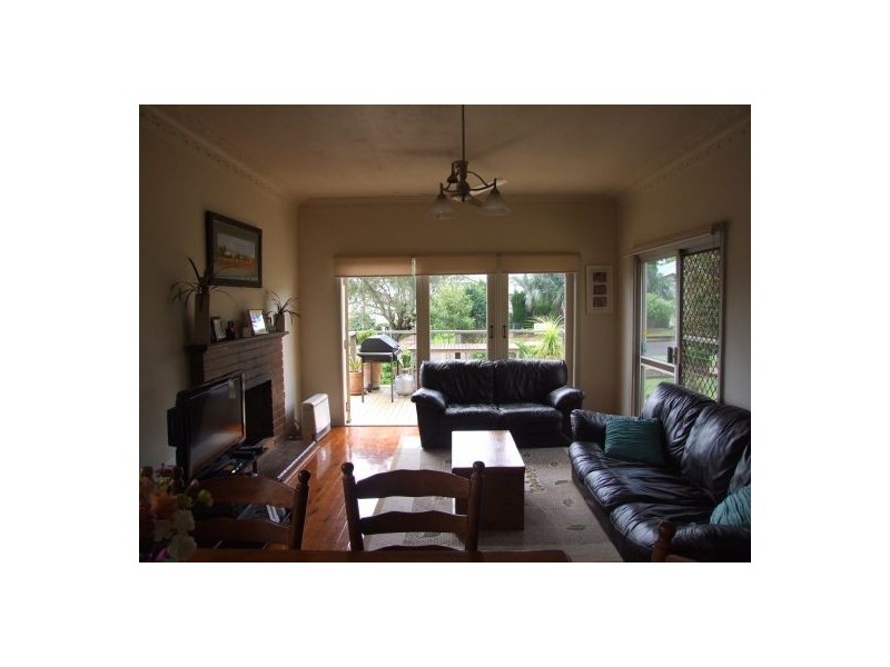 2A  Somerset St., South Toowoomba QLD 4350