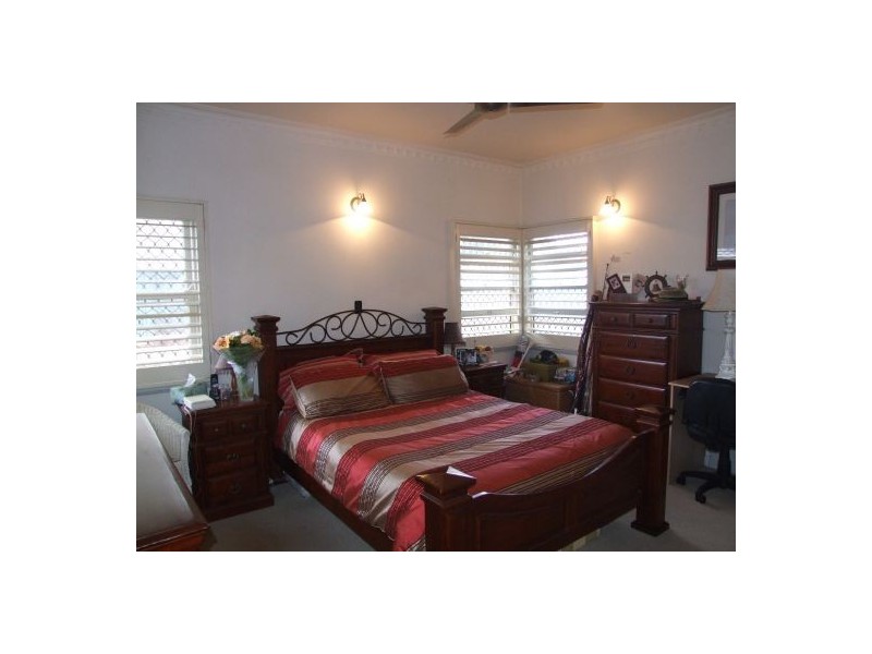 2A  Somerset St., South Toowoomba QLD 4350