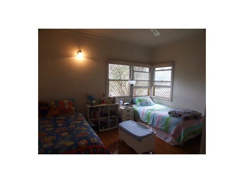 2A  Somerset St., South Toowoomba QLD 4350