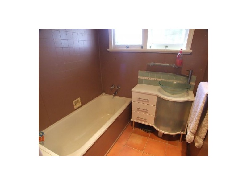 2A  Somerset St., South Toowoomba QLD 4350