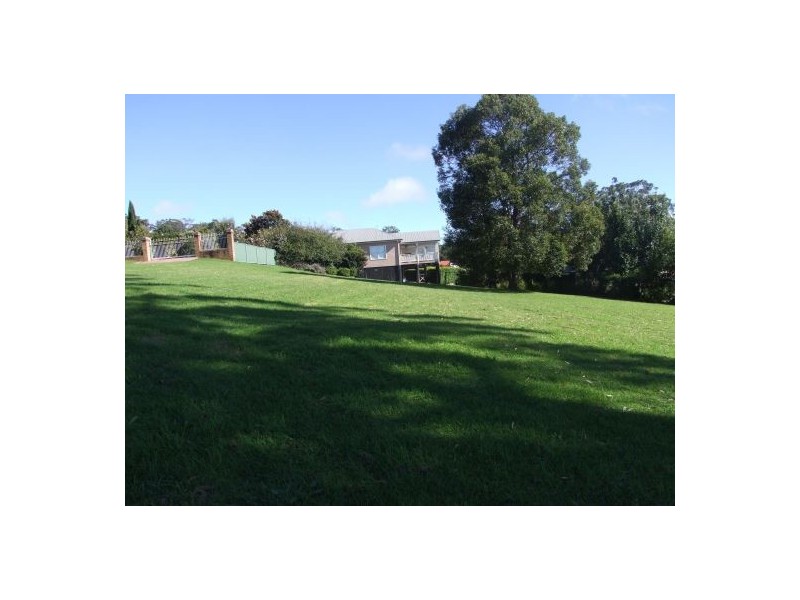 3 Grasmere Crt, Toowoomba QLD 4350