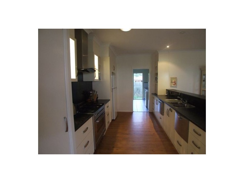 7 Olympus Crt, Middle Ridge QLD 4350