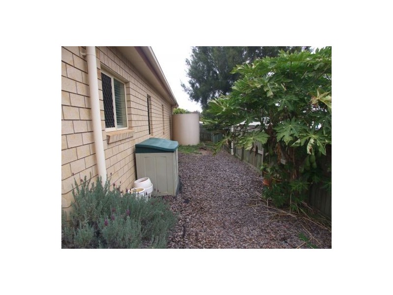 7 Olympus Crt, Middle Ridge QLD 4350