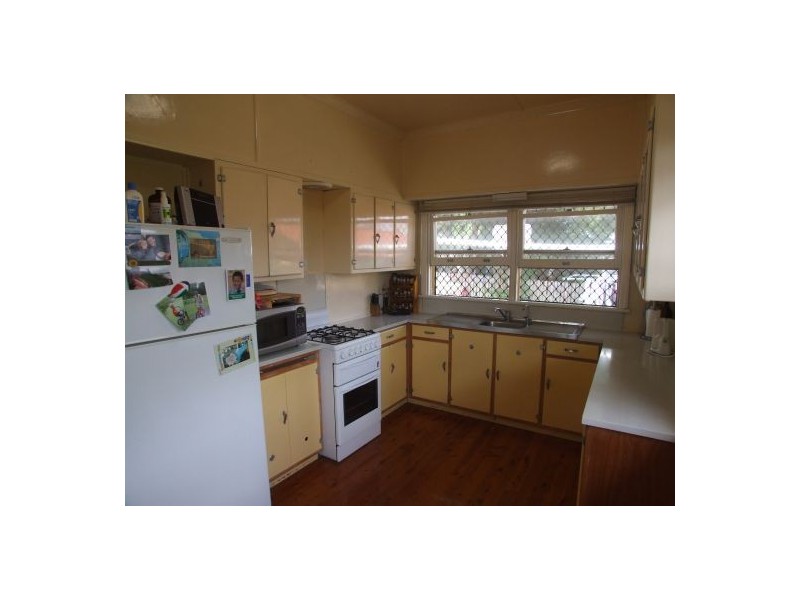 2a Somerset Street, Toowoomba QLD 4350