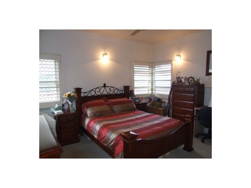 2a Somerset Street, Toowoomba QLD 4350