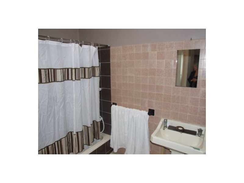 48a & 48b Eleanor St., Toowoomba QLD 4350
