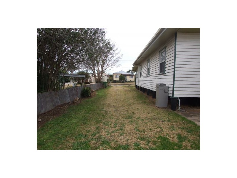 58 Drummond St, Rangeville QLD 4350