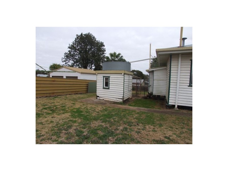 58 Drummond St, Rangeville QLD 4350