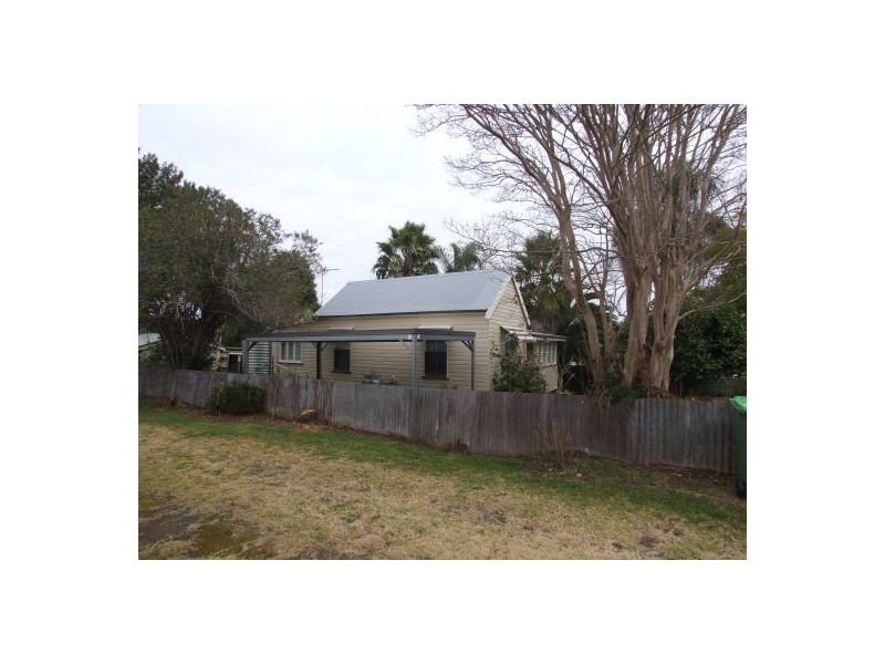 58 Drummond St, Rangeville QLD 4350