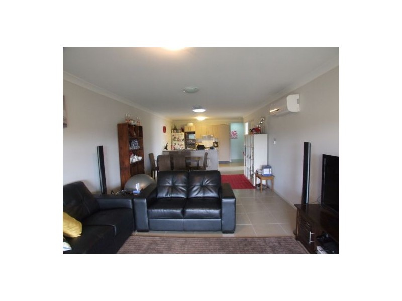 19 Sunset Dve., Glenvale QLD 4350