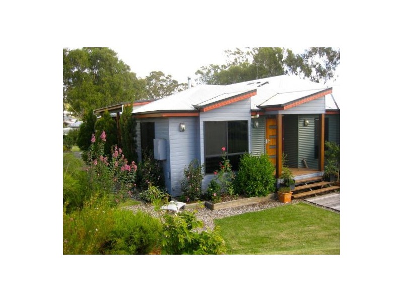 1 Ashley Court, Highfields QLD 4352