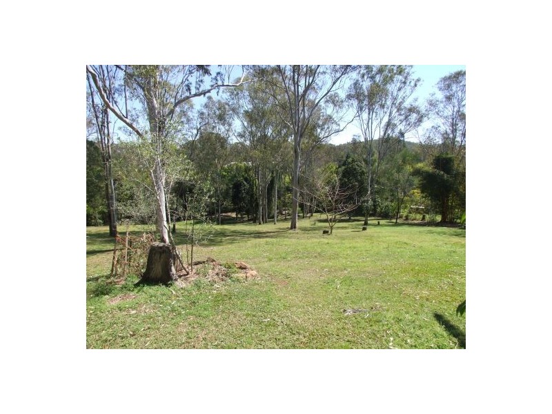 11 Woodfield Rd., Pullenvale QLD 4069