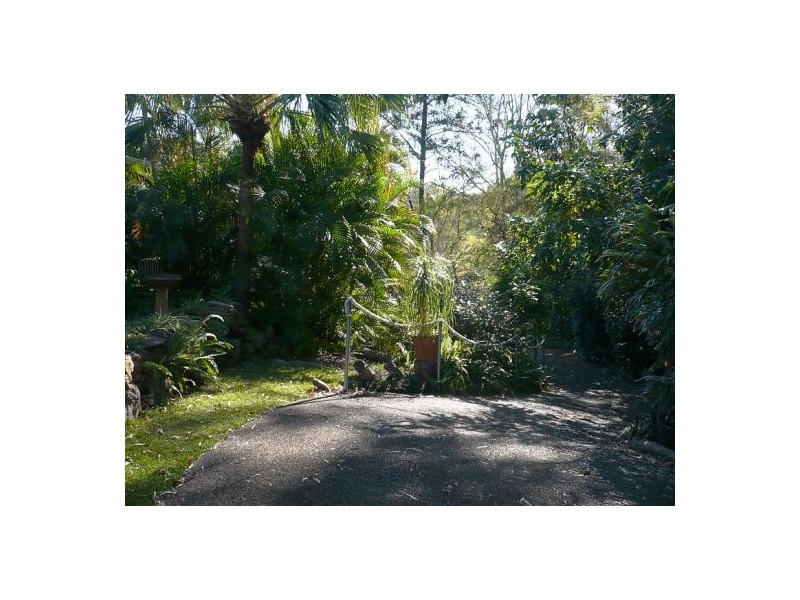 11 Woodfield Rd., Pullenvale QLD 4069