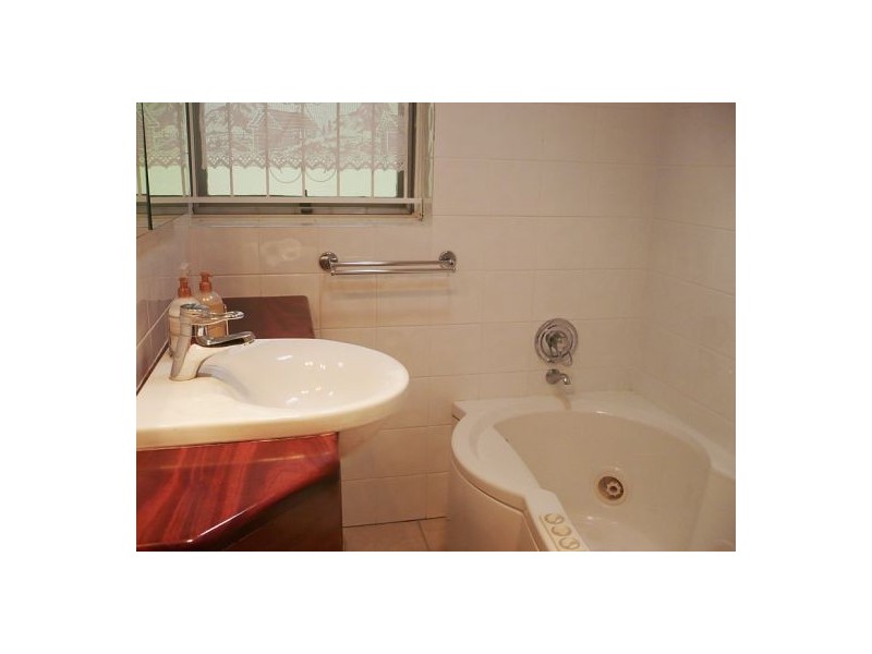 11 Woodfield Rd., Pullenvale QLD 4069