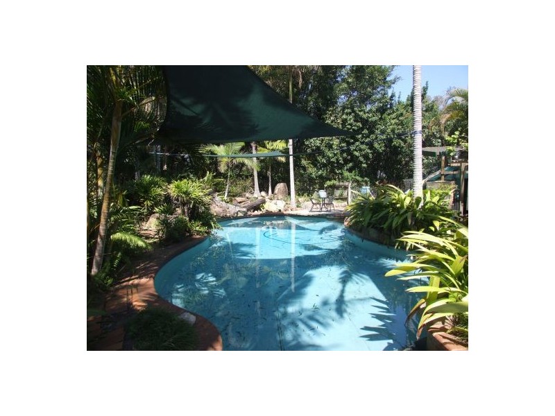 11 Woodfield Rd., Pullenvale QLD 4069