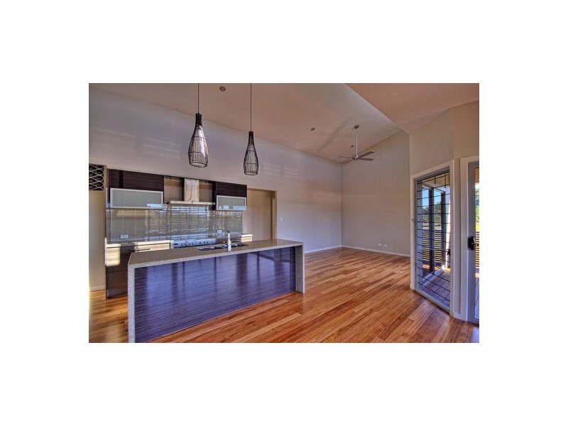 8 Booniah Crt, Eumundi QLD 4562