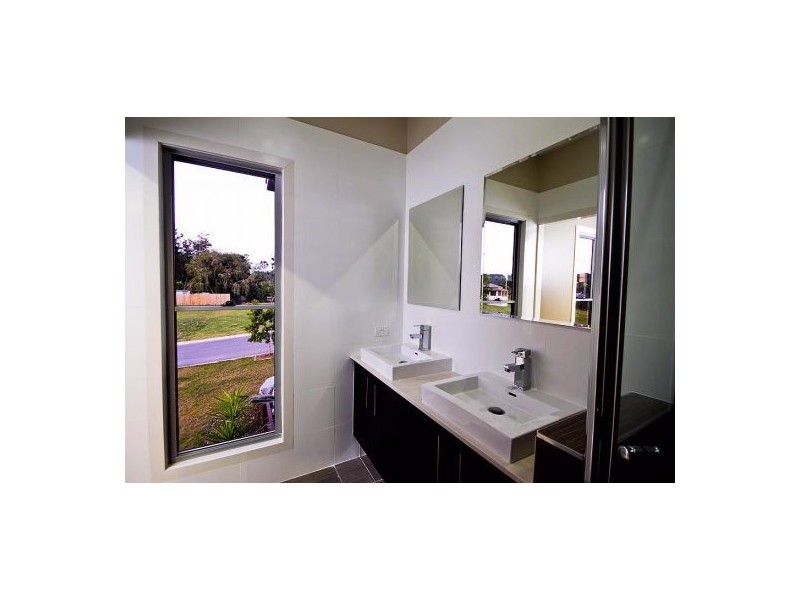 8 Booniah Crt, Eumundi QLD 4562